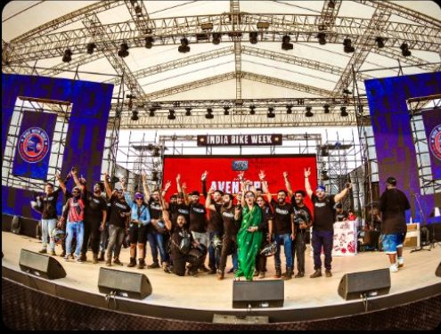 Aventura on stage at IBW